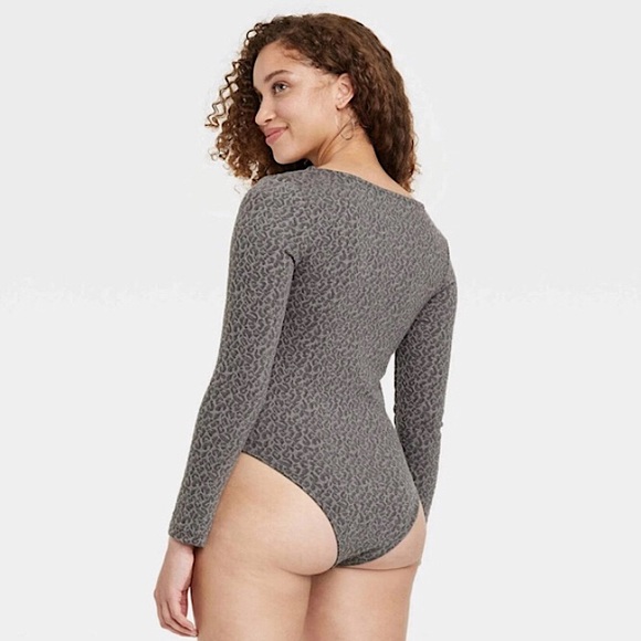 A New Day Bodysuit Gray Leopard Print Sz L Women's New NWT - Picture 2 of 8